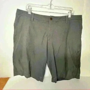 LULULEMON Commision Classic-fit Short Mens Sz 38 Gray 10” Inseam Ventlight